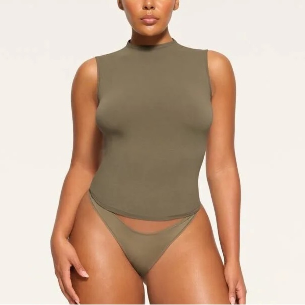 Skims New Vintage Mock Neck Tank Top - Size Small